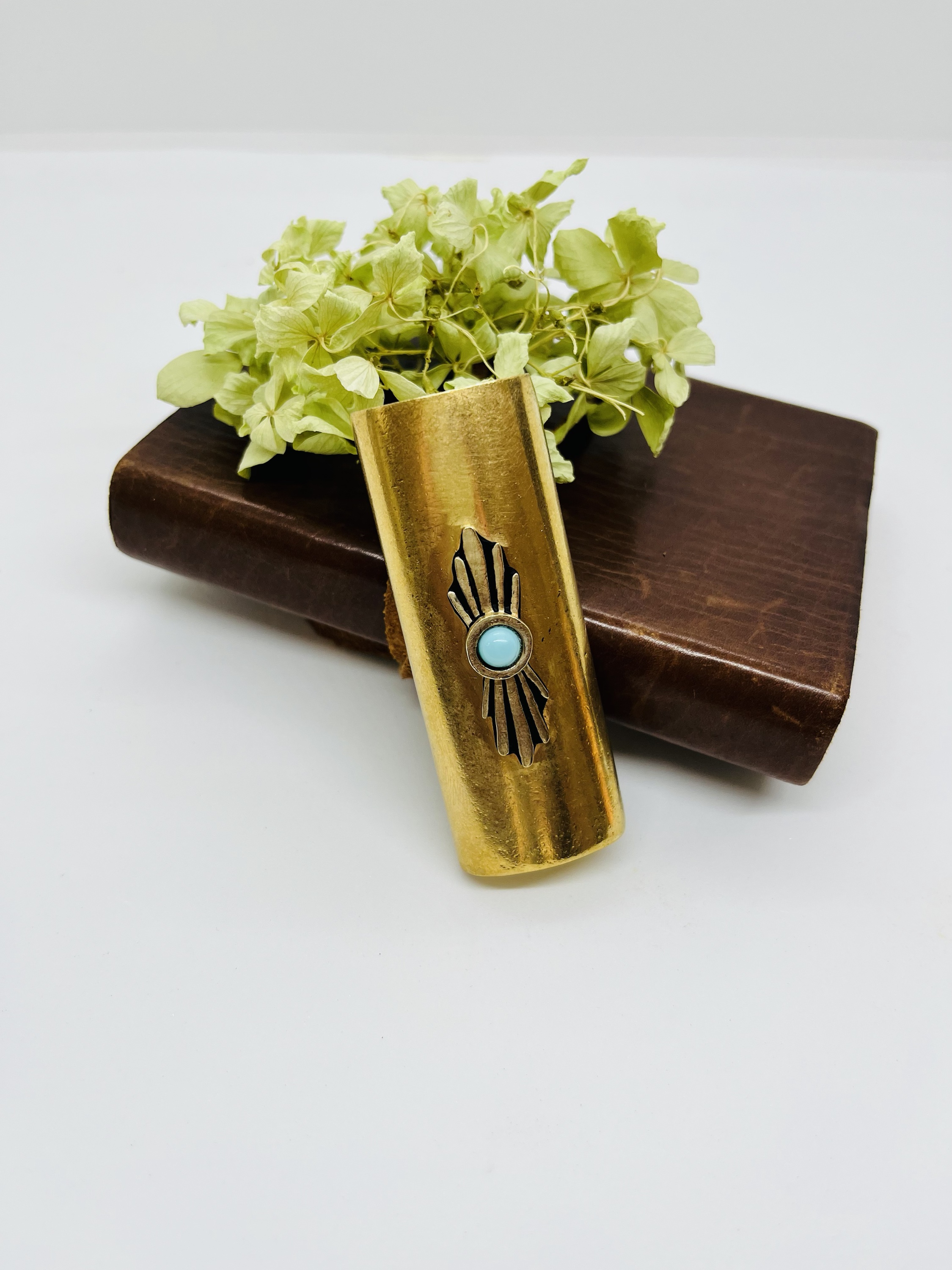 Therese Kuempel Burst Lighter Case with Turquoise