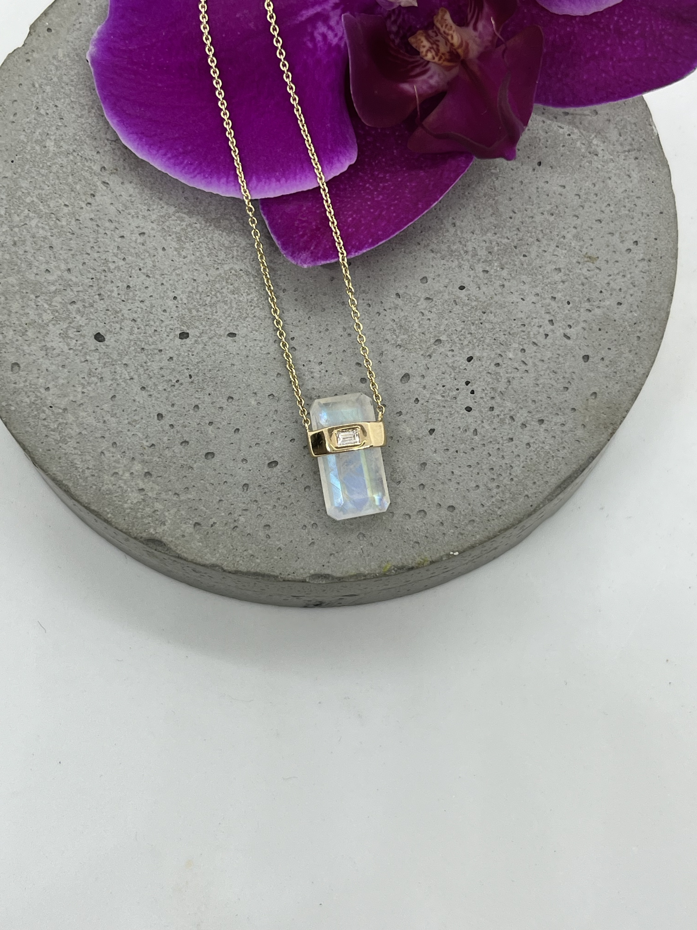 Love Me Knots Hawaii
Ying Chi Moonstone and Diamond Baguette Necklace