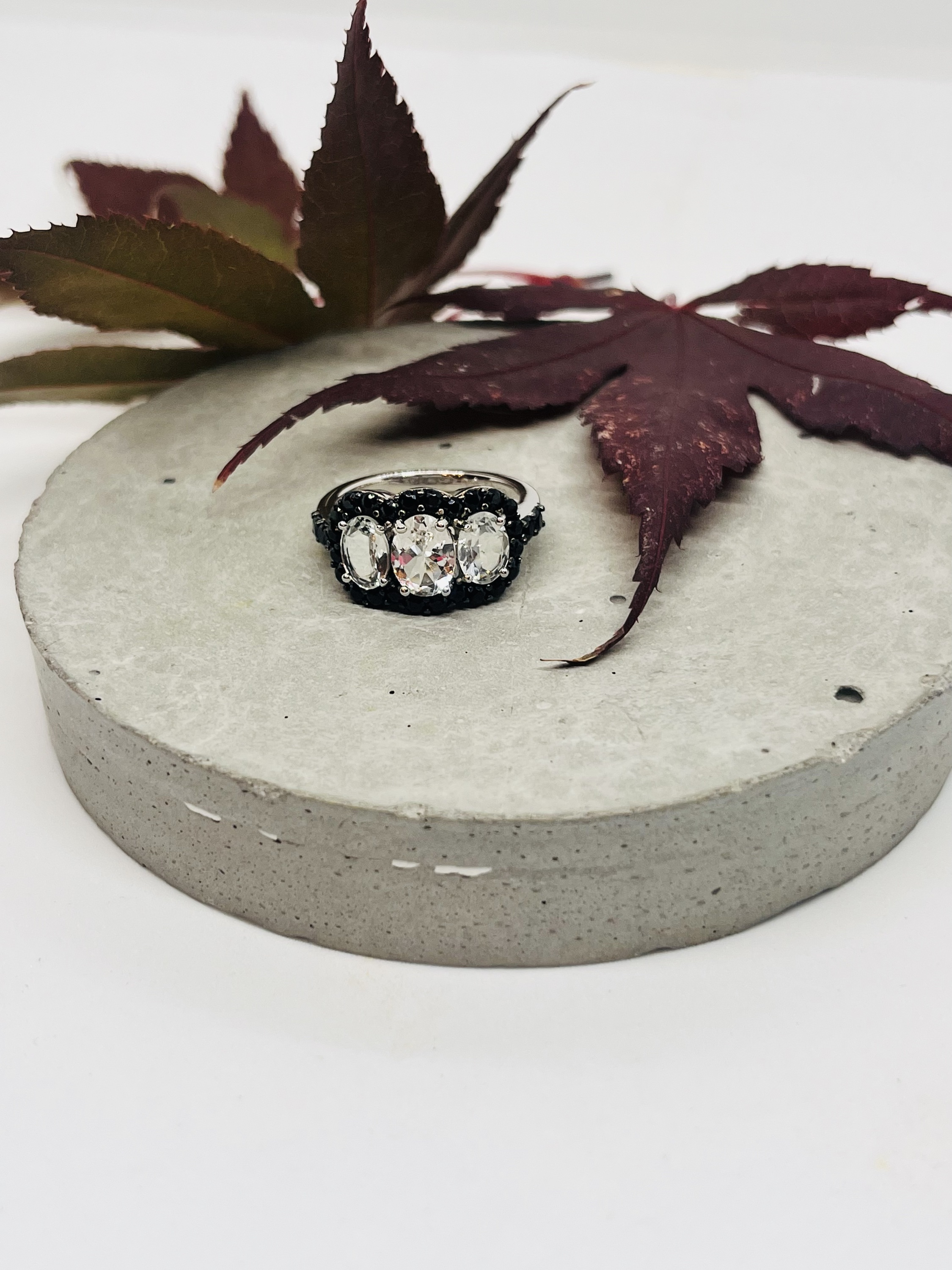 Goshenite and Black Spinel Ring