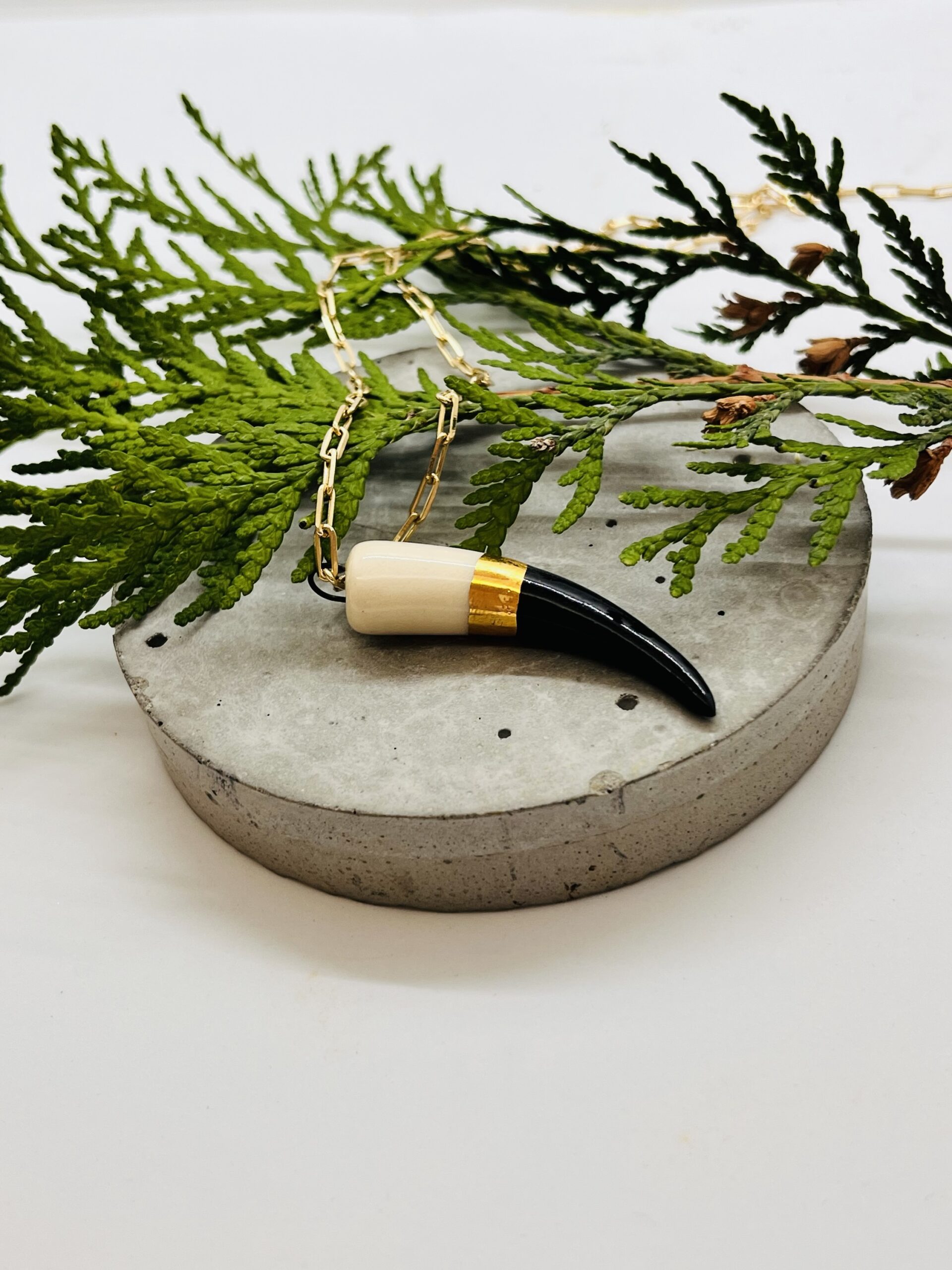 Carola Spitzer
Porcelain “Shark Tooth”  Necklace-Black
